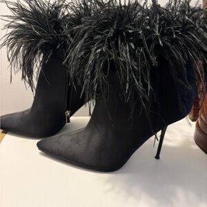 Azalea Wang Black Feathered Women's Boots